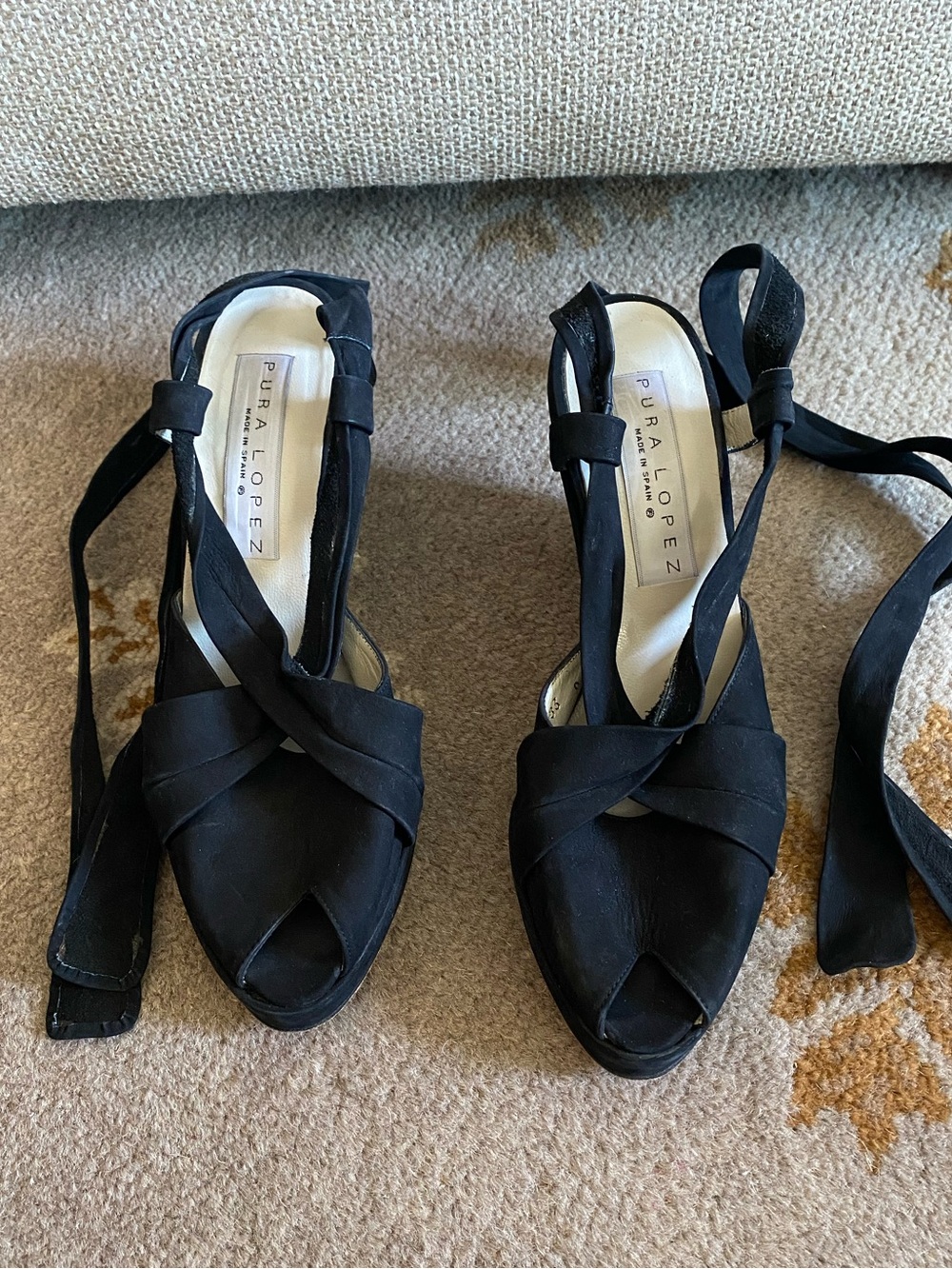 Vintage Pura Lopez Black Suede Wrap Ankle Tie Peep-Toe Heels
